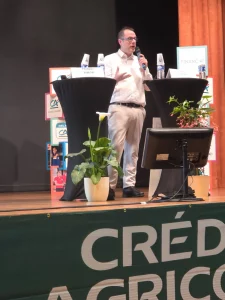 conférence IA au crédit agricole de Bessé sur Braye animée par David Tabacznyj